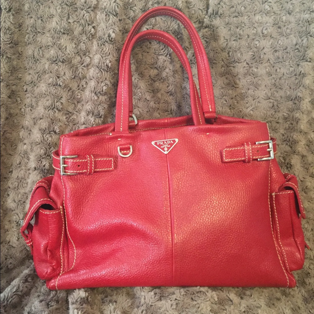 Authentic Prada Vitello Daina Handbag BR2703
